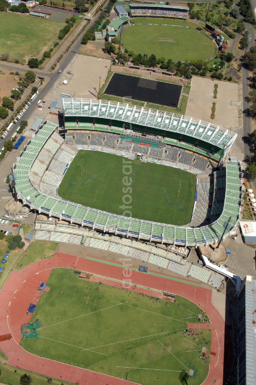 Aerial image Bloemfontein - Blick auf das Free State Stadion im Zentrum von Bloemfontein in Südafrika vor der Fußball-Weltmeisterschaft. View of the Free State Stadium in Bloemfontein in South Africa for the FIFA World Cup 2010.