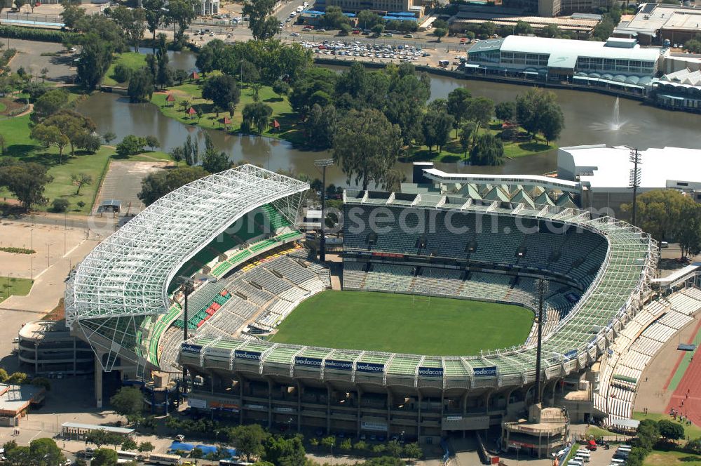 Bloemfontein from the bird's eye view: Blick auf das Free State Stadion im Zentrum von Bloemfontein in Südafrika vor der Fußball-Weltmeisterschaft. View of the Free State Stadium in Bloemfontein in South Africa for the FIFA World Cup 2010.