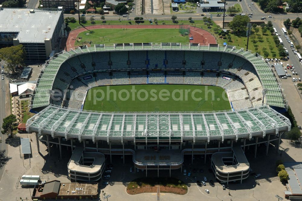 Bloemfontein from the bird's eye view: Blick auf das Free State Stadion im Zentrum von Bloemfontein in Südafrika vor der Fußball-Weltmeisterschaft. View of the Free State Stadium in Bloemfontein in South Africa for the FIFA World Cup 2010.