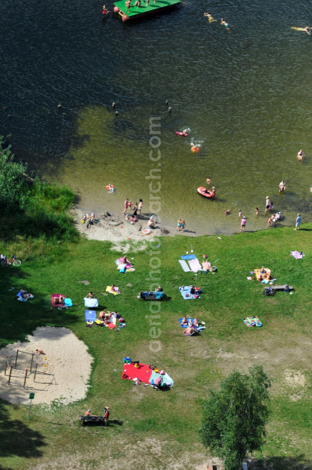 Schorfheide OT Böhmerheide from the bird's eye view: View of pool and beach shores of White Lake in Böhmerheide a district of Schorfheide in Brandenburg