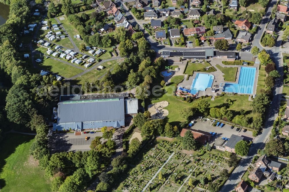 Aerial image Harsefeld - Outdoor swimming pool, ice rink and cemetery in Harsefeld in the district of Stade in the state Lower Saxony, Germany