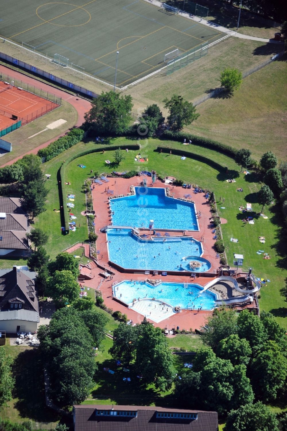 Aerial photograph Zerbst / Anhalt - The pool / water park in Zerbst / Anhalt, Saxony-Anhalt