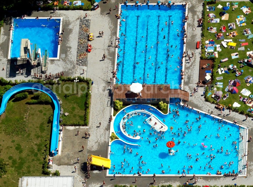 Aerial image Mayen - Outdoor pool in the leisure center Nettebad Mayen in Rhineland-Palatinate