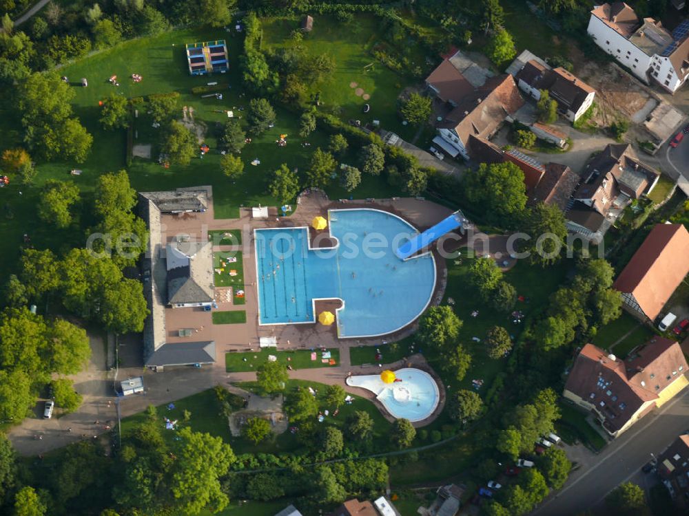 Freiburg im Breisgau from the bird's eye view: Das Freibad St. Georgen am Mettweg in Freiburg, Baden-Württemberg. The open-air bath St. Georgen at the street Am Mettweg in Freiburg, Baden-Wuerttemberg.