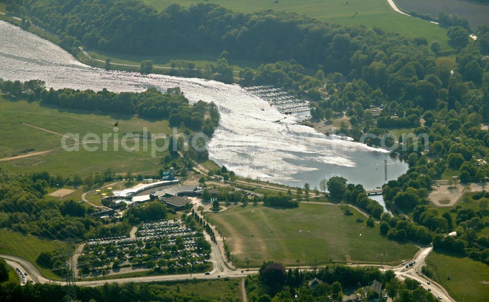 Aerial photograph Witten - Blick auf das Freizeitbad Heveney am Kemnader Stausee. Witten Heveney open-air swimming pool, Lake Kemnade.