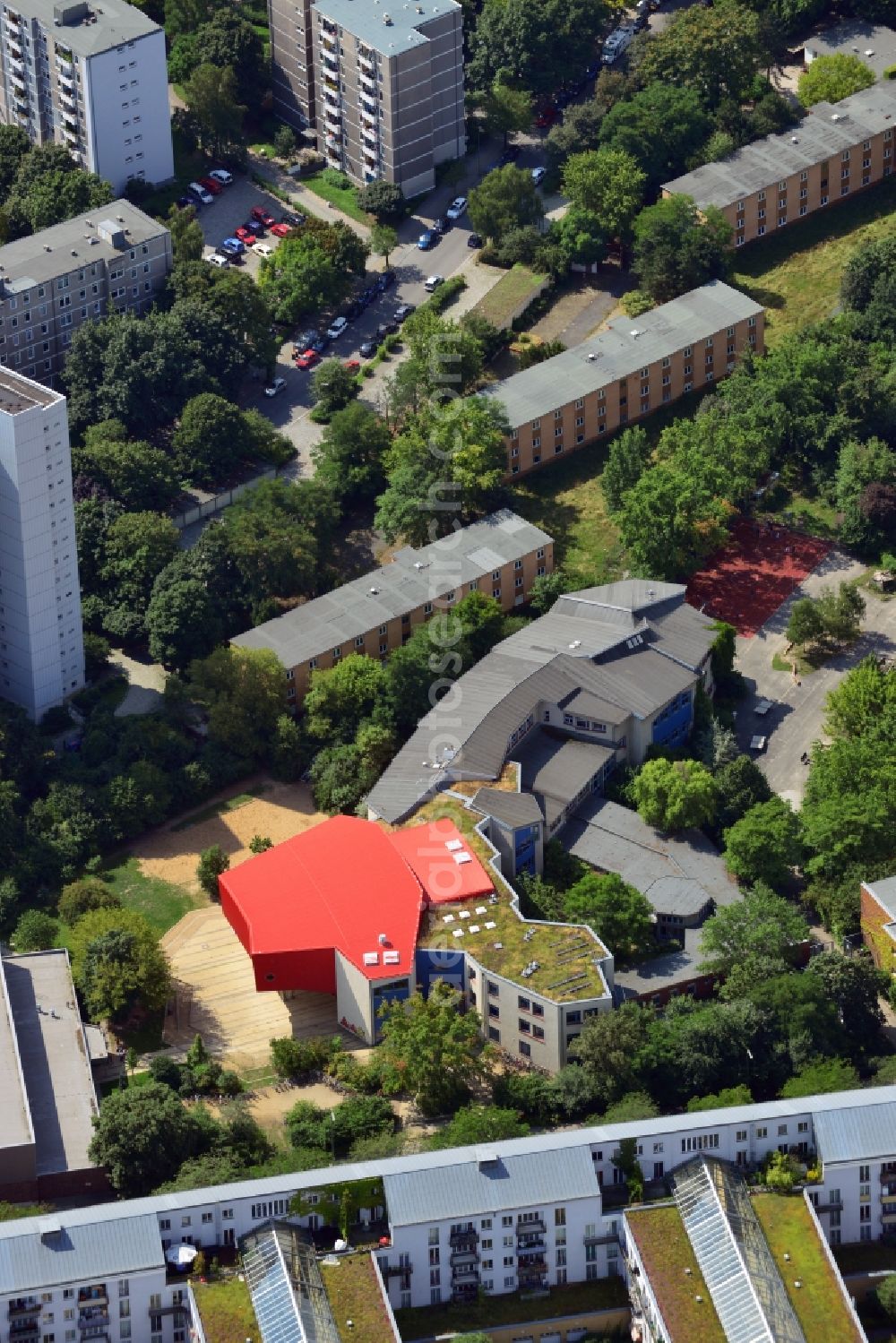 Aerial photograph Berlin - Waldorf School Kreuzberg at the road Ritterstr. in the administrative district Berlin-Neukoelln