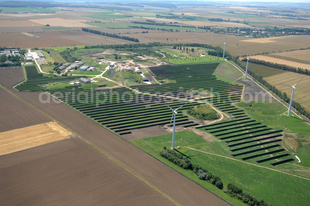 Aerial photograph Eckolstädt - Blick auf das Freifeld-Solarkraftwerk im Saaletal bei Eckolstädt in Thüringen. Diese Solarstromanlage entstand 2008 und kann Elektrizität für rund 2.500 Haushalte erzeugen. Die 32 Hektar große Photovoltaikanlage ist eine der größten ihrer Art in Deutschland. Bauherr: Beck Energy GmbH,