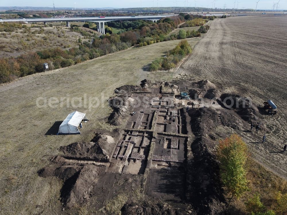 Kuckenburg from the bird's eye view: Exposure of archaeological excavation sites on the area church in Kuckenburg in the state Saxony-Anhalt, Germany