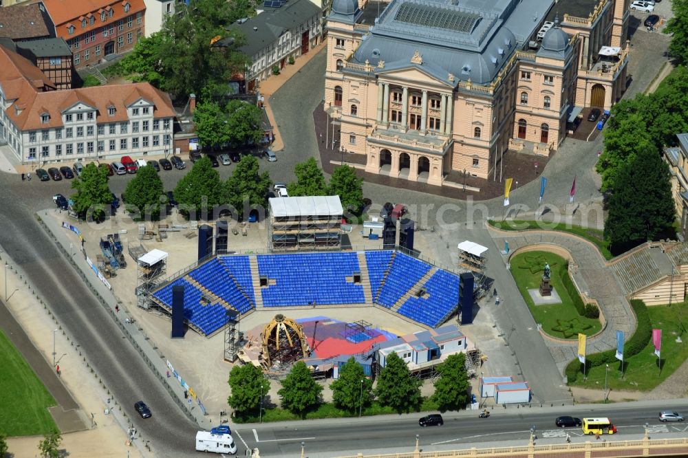 Schwerin from the bird's eye view: Building of the concert hall and theater playhouse in Schwerin in the state Mecklenburg - Western Pomerania