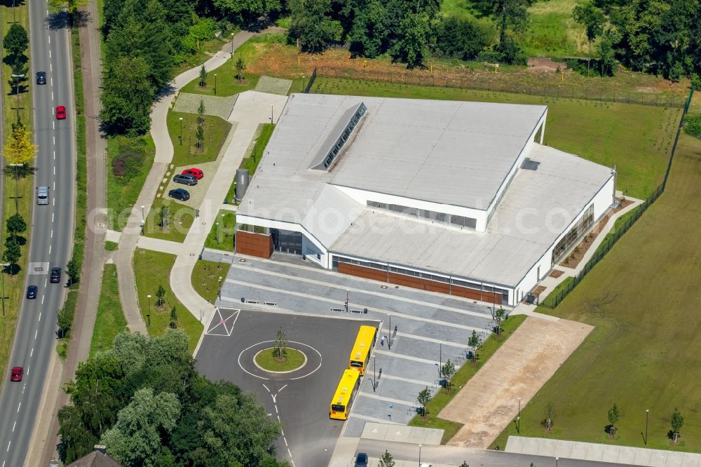 Essen from above - Recreation Sportbad the tower box on Reckhammerweg in Essen in North Rhine-Westphalia