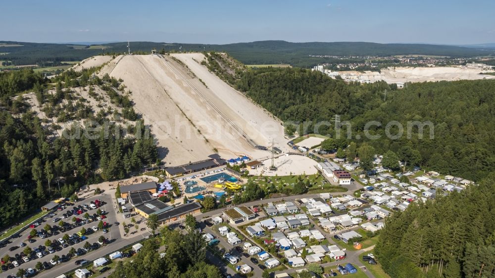 Aerial image Hirschau - The leisure park on the south-side of the so-called Monte Kaolino, with the sandski slope, open air swimmingpool, camping ground, summer toboggan run, in Hirschau in the state of Bavaria, Germany