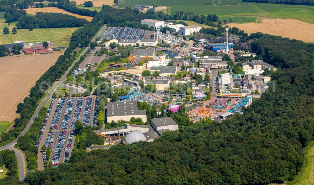 Aerial photograph Feldhausen - Fun Park Movie Park Germany in Feldhausen in the state of North Rhine-Westphalia. The movie and film themed fun park is closed for the winter