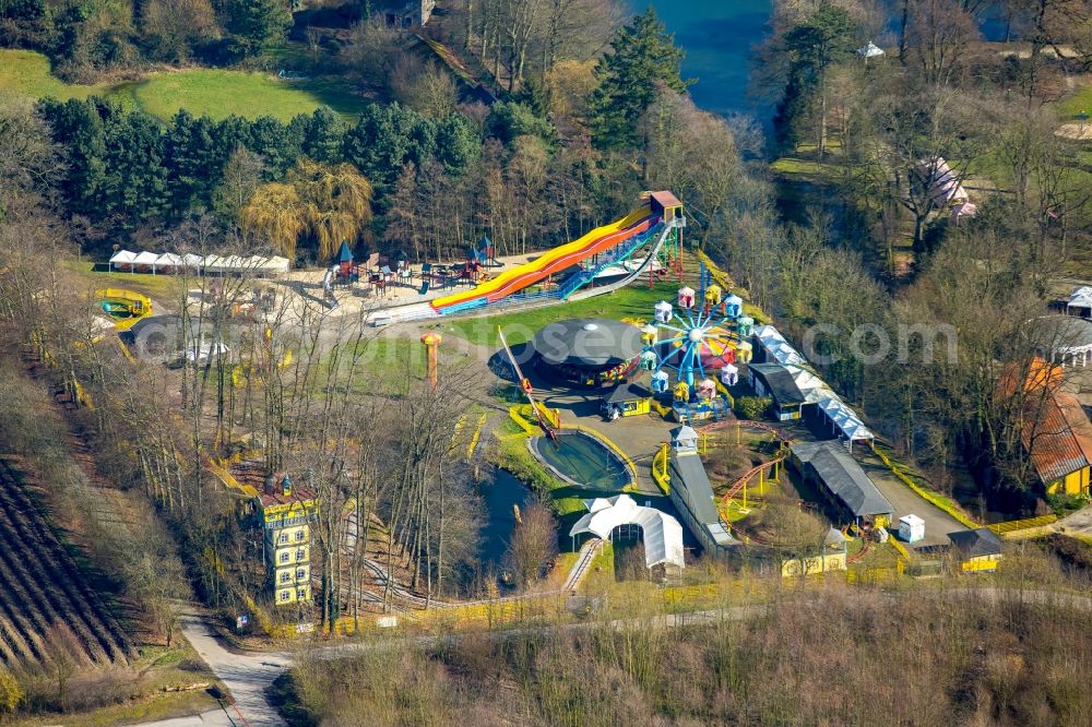 Feldhausen from the bird's eye view: Fun Park Schloss Beck in Feldhausen in the state of North Rhine-Westphalia