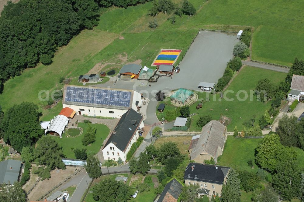 Schmölln from the bird's eye view: Leisure Centre - Amusement Park Erlebnishof Probst- Hof on Nitzschkaer Strasse in Schmoelln in the state Thuringia