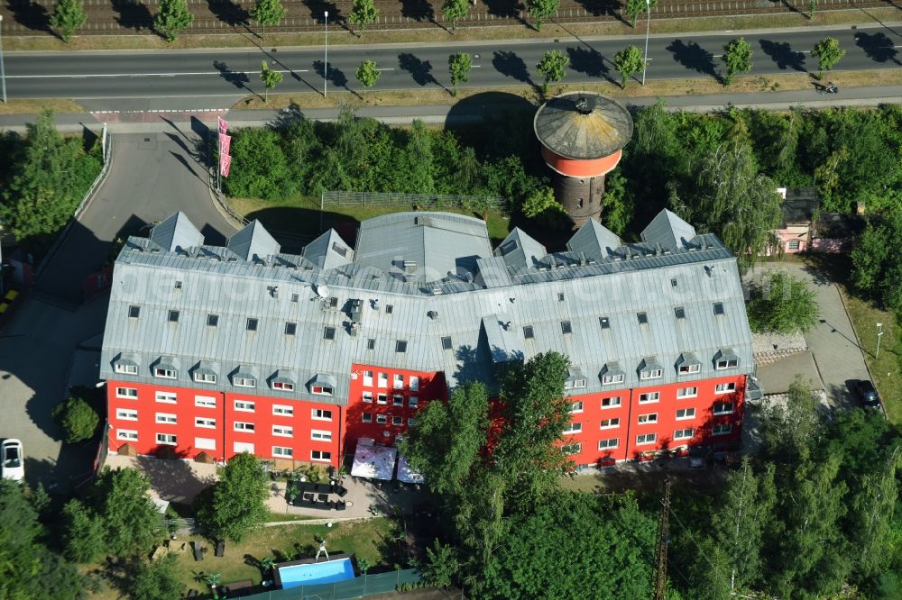 Leipzig from above - Leisure Centre - Amusement Park FKK Saunaclub Laufhaus on Torhauer Strasse in Leipzig in the state Saxony