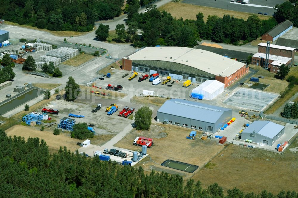 Wesendorf from above - Leisure Centre - Amusement Park Hammerstein Park Wesendorf along the Lange Strasse in Wesendorf in the state Lower Saxony, Germany