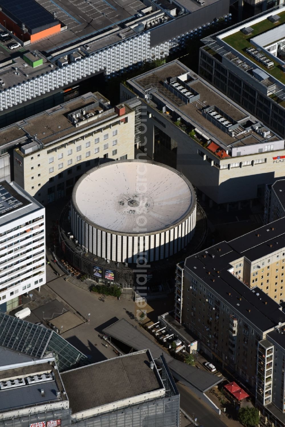 Aerial photograph Dresden - Building of the cinema - movie theater Cineplex-Rundkino Dresden on Prager Str.asse in Dresden in the state Saxony