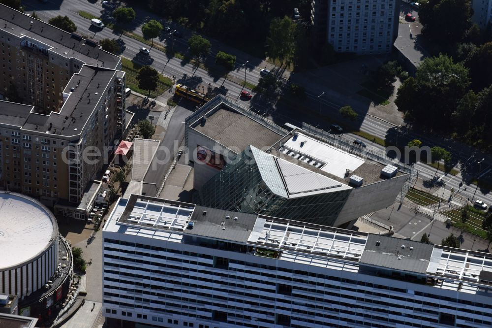 Dresden from the bird's eye view: Building of the cinema - Lichtspieltheater UFA Kristallpalast Dresden on St. Petersburger Strasse in the district Seevorstadt West in Dresden in the state Saxony, Germany