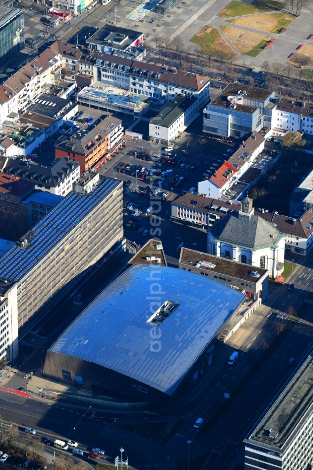 Kassel from the bird's eye view: Building of the cinema - movie theater on Karlsplatz in Kassel in the state Hesse