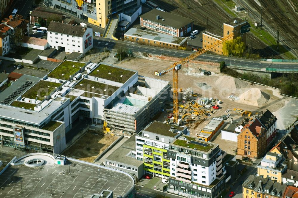 Aschaffenburg from above - New extension to the building of the cinema - cinemas and movie theater on Kolbornstrasse in the district Innenstadt in Aschaffenburg in the state Bavaria, Germany