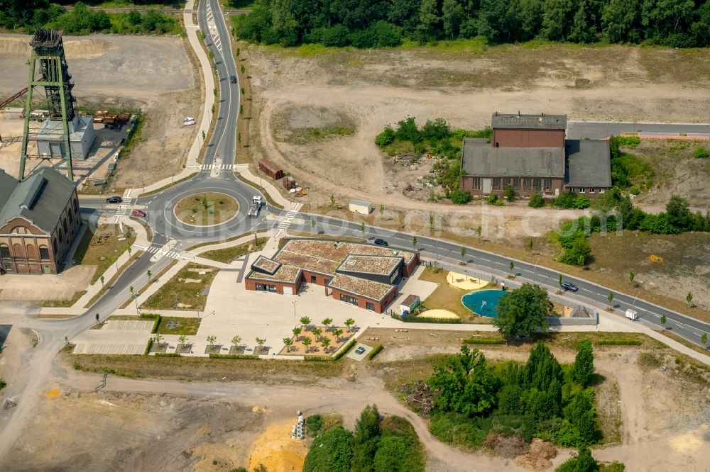 Aerial photograph Dorsten - Leisure Centre - Amusement Park DAS LEO at the Fuerst-Leopold-Allee in Dorsten in the state North Rhine-Westphalia