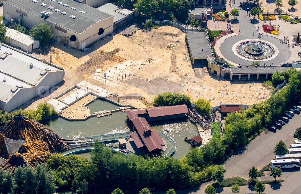 Bottrop from the bird's eye view: Leisure Centre - Amusement Park Movie Park Germany on Warner-Allee in Bottrop at Ruhrgebiet in the state North Rhine-Westphalia, Germany