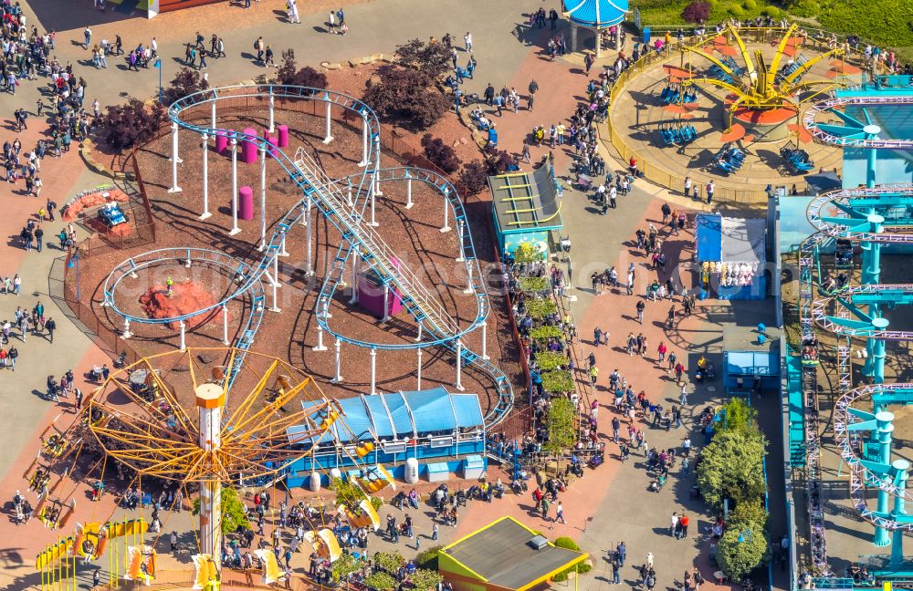 Aerial image Bottrop - Leisure Centre - Amusement Park Movie Park Germany on Warner-Allee in Bottrop at Ruhrgebiet in the state North Rhine-Westphalia, Germany