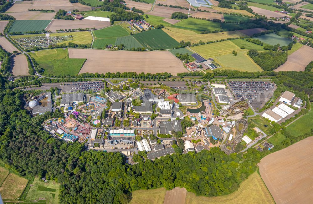 Aerial photograph Bottrop - Leisure Centre - Amusement Park Movie Park Germany on Warner-Allee in Bottrop at Ruhrgebiet in the state North Rhine-Westphalia, Germany