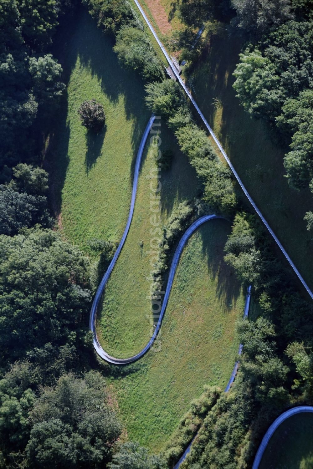 Kohren-Sahlis from the bird's eye view: Sport- and Leisure Centre of toboggan run Sommerrodelbahn in Kohren-Sahlis in Kohren-Sahlis in the state Saxony