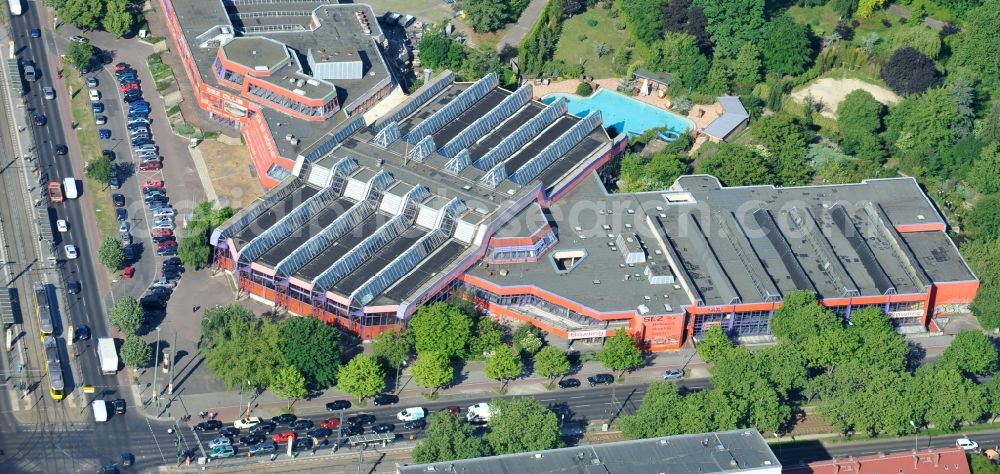 Aerial image Berlin - Leisure Centre - Amusement Park SEZ Berlin on Landsberger Allee in the district Friedrichshain-Kreuzberg in Berlin, Germany