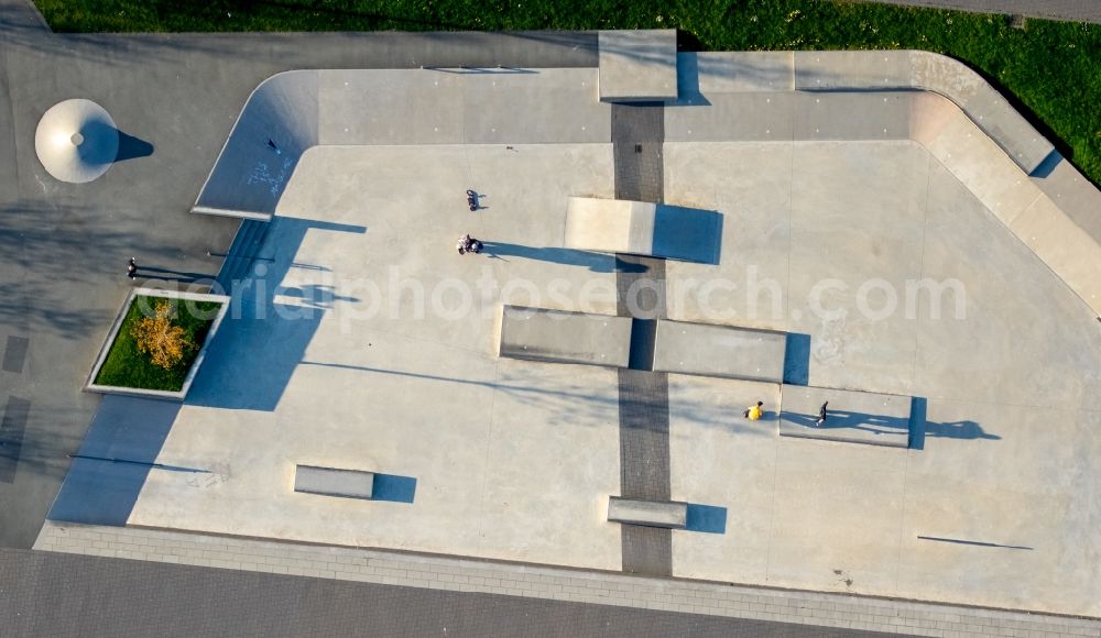 Aerial photograph Hamm - Leisure Centre - Amusement Park Skating rink in Hamm in the state North Rhine-Westphalia