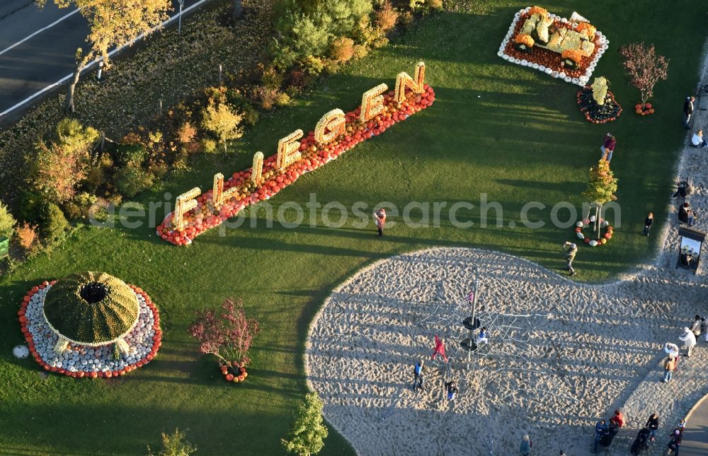 Aerial photograph Klaistow - Leisure Centre - Amusement Park Spargel- und Erlebnishof Klaistow Glindower Strasse in Klaistow in the state Brandenburg