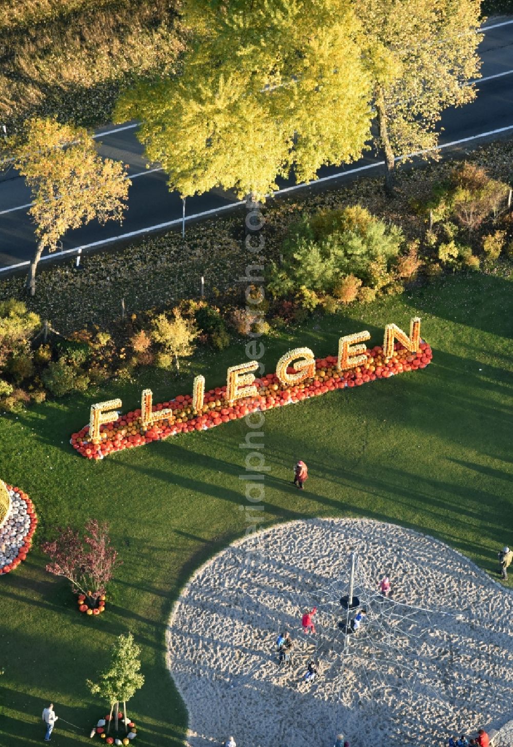 Klaistow from the bird's eye view: Leisure Centre - Amusement Park Spargel- und Erlebnishof Klaistow Glindower Strasse in Klaistow in the state Brandenburg