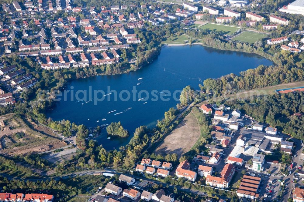 Mannheim from above - Leisure center of water skiing - racetrack in the district Rheinau in Mannheim in the state Baden-Wuerttemberg