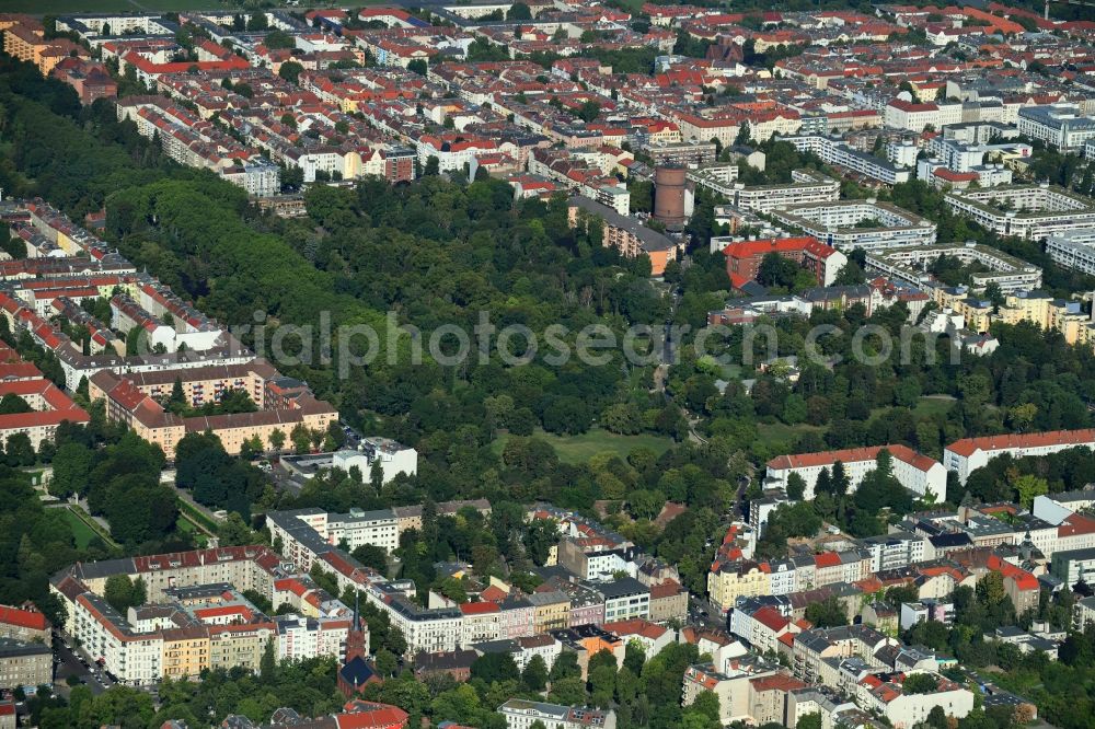 Berlin from above - Grave rows on the grounds of the cemetery St. Thomas-Kirchhof on Altenbraker Strasse - Thomashoehe in the district Neukoelln in Berlin, Germany