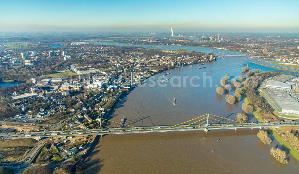 Aerial image Duisburg - View of the Friedrich Ebert bridge on rhine river in Duisburg in the state North Rhine-Westphalia