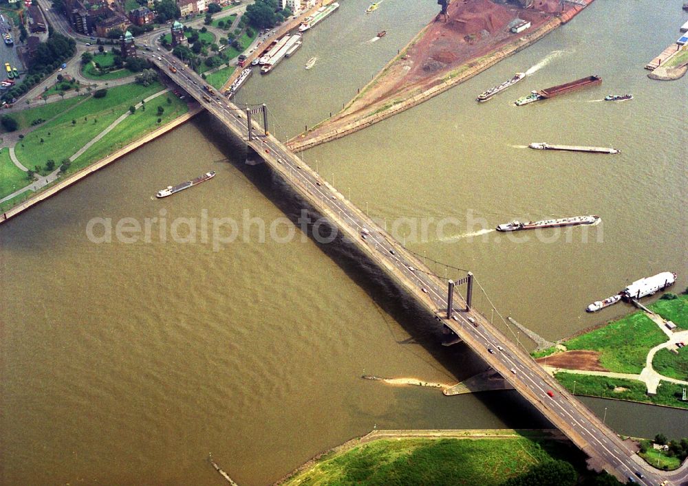 Aerial image Duisburg - View of the Friedrich Ebert bridge in Duisburg in the state North Rhine-Westphalia