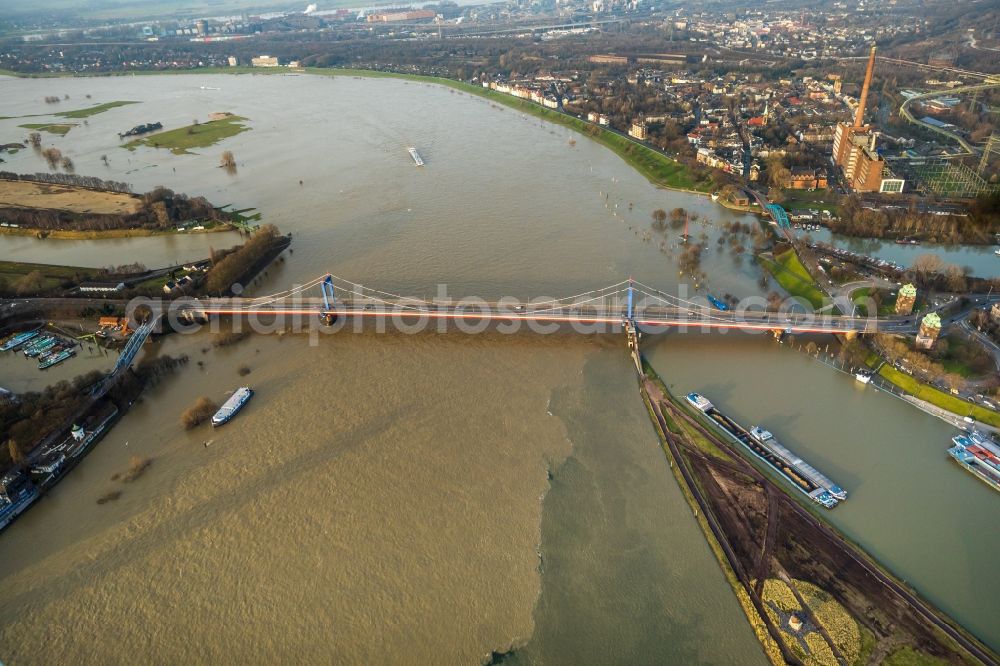 Aerial image Duisburg - View of the Friedrich Ebert bridge in Duisburg in the state North Rhine-Westphalia