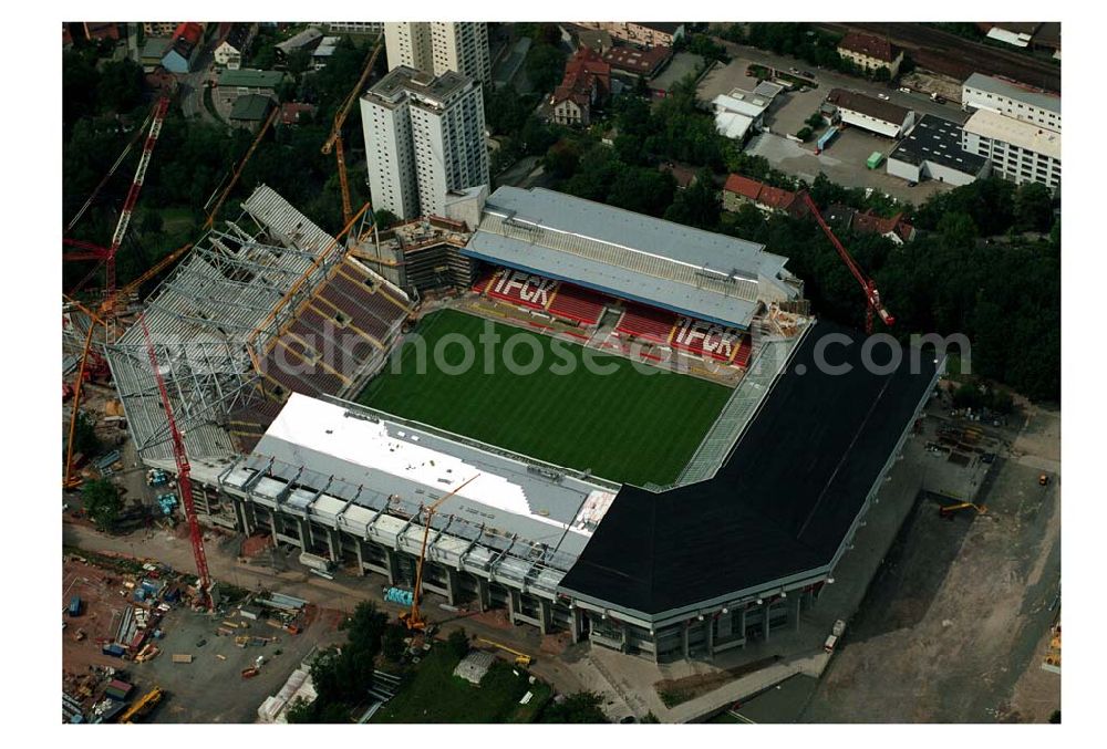 Aerial image Kaiserslautern (Rheinland-Pfalz ) - Blick auf das Fritz-Walter-Stadion des 1. FC Kaiserslautern. Der Erweiterungbau seit 2002 auf 48.500 Sitzplätze (Osterweiterung) wird im November 2005 abgeschlossen sein. Das Fritz-Walter-Stadion ist einer von 12 Austragungsorte bei der Fußball WM 2006.The Fritz-Walter soccer stadium in Kaiserslautern is seen in this August 28, 2005 file picture.