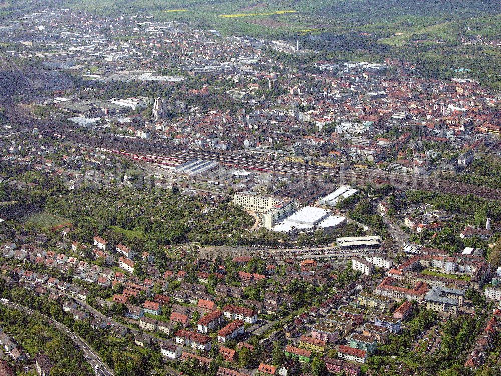 Aerial photograph Fulda - Blick auf das Stadtzentrum von 36037 Fulda / Hessen, im Hintergrund ist der Bahnhof von Fulda zu sehen.