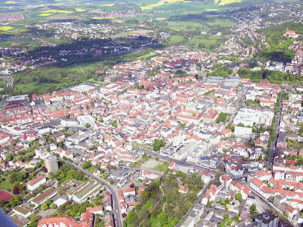 Fulda from the bird's eye view: Blick auf das Stadtzentrum von 36037 Fulda / Hessen. Die Stadt Fulda hat eine Gesamtfläche von 104,04qkm und eine Gesamt-Einwohnerzahl von 63.544.