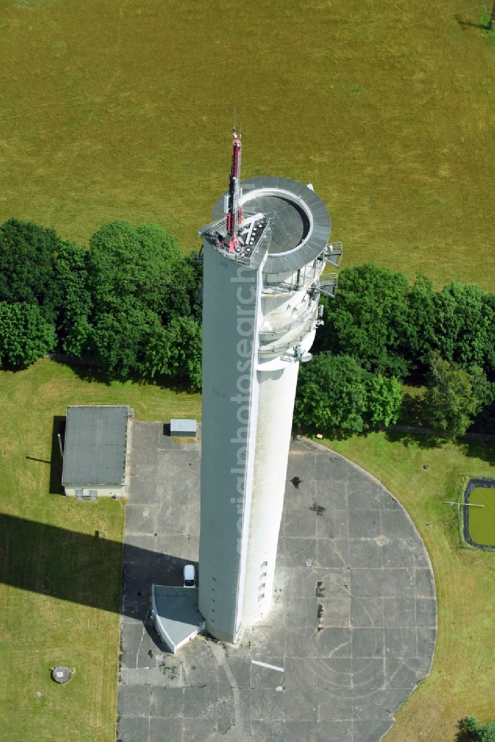 Karstädt from above - Funkturm and transmission system as basic network transmitter of DFMG Deutsche Funkturm GmbH in Karstaedt in the state Brandenburg, Germany