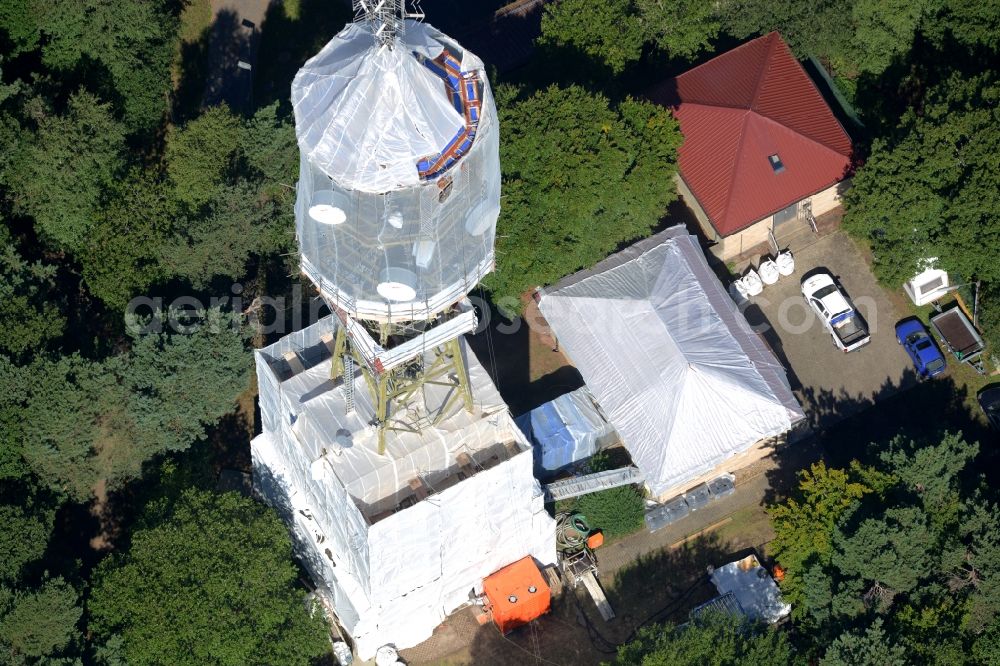 Maikammer from above - Radio tower and transmitter on the highest mountain of the Palatinate Forest, the Kalmit in Maikammer in the state Rhineland-Palatinate. Currently, renovation work will take place through the Werner Diener GmbH & Co. Industrieanstrich KG