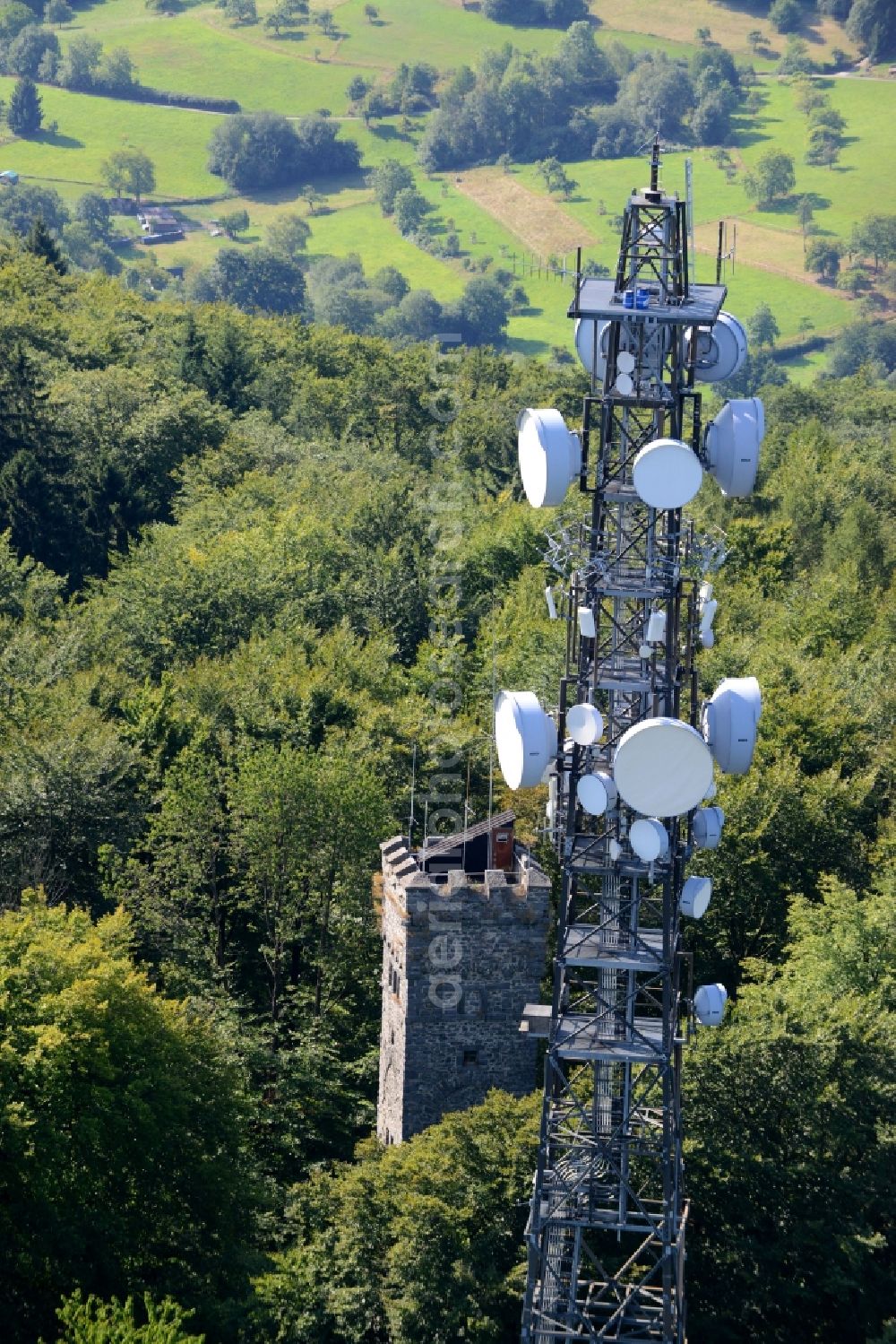 Aerial photograph Lautertal - Radio tower and transmitter on the crest of the mountain range Felsberg in Lautertal in the state Hesse