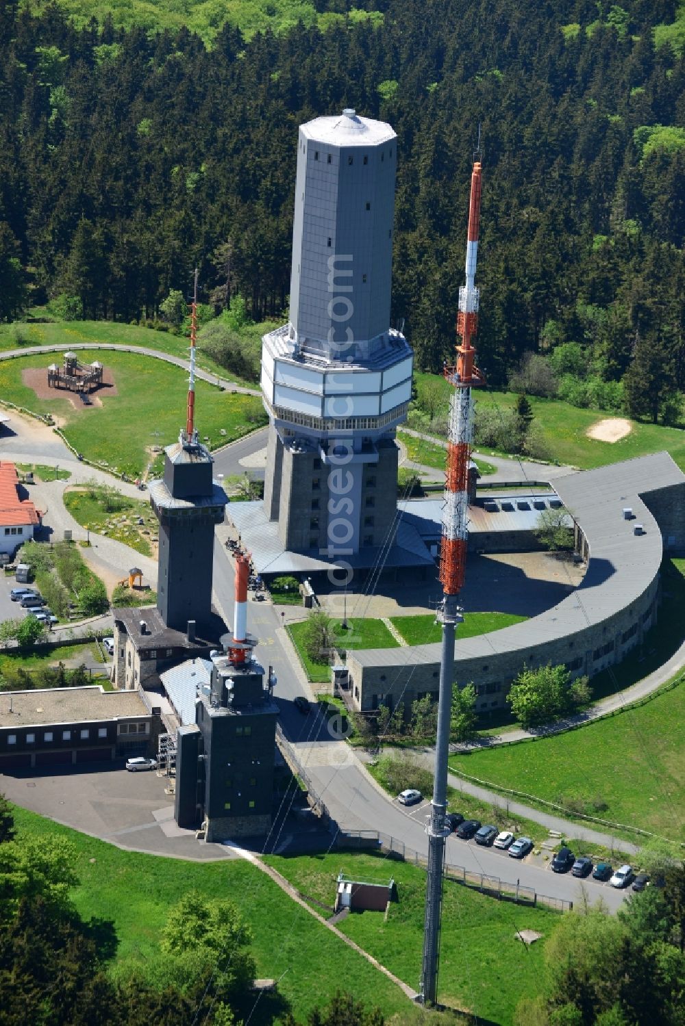 Aerial photograph Schmitten - Radio tower and transmitter on the crest of the mountain range Grosser Feldberg in Schmitten in the state Hesse