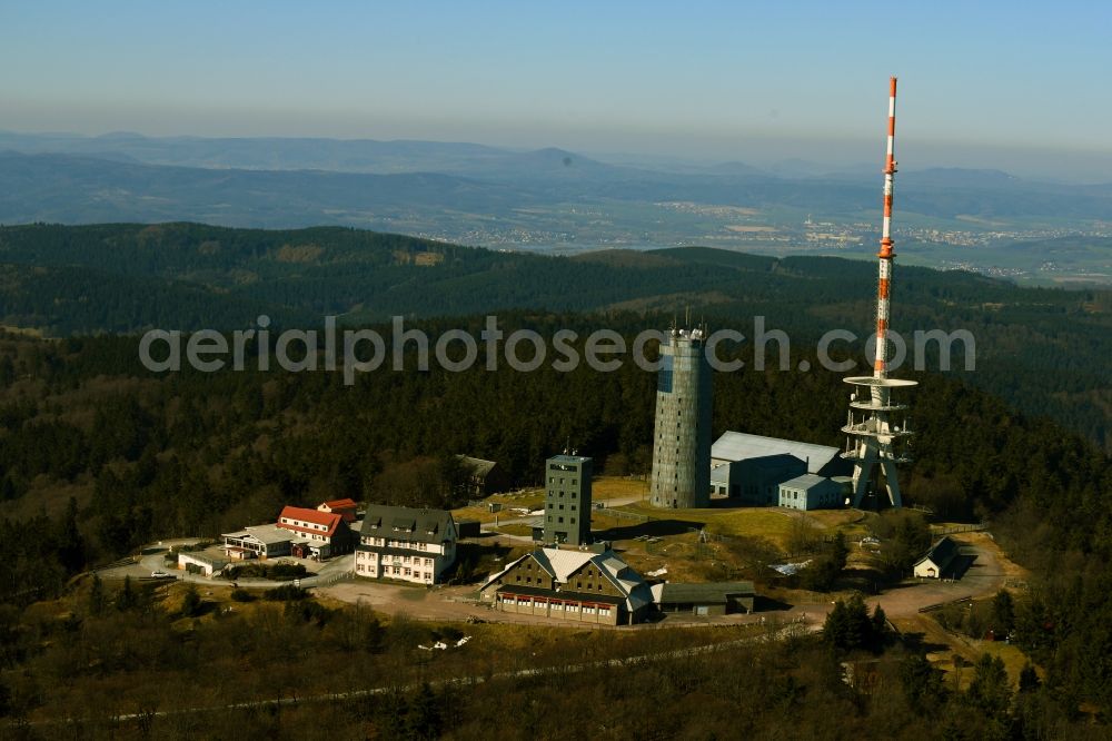 Aerial photograph Kurort Brotterode - Radio tower and transmitter on the crest of the mountain range Grosser Inselsberg in Kurort Brotterode in the state Thuringia, Germany