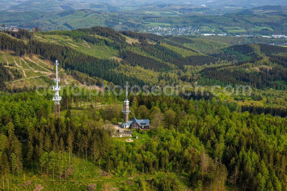 Kreuztal from the bird's eye view: Radio tower and transmitter on the crest of the mountain range Kindelsberg in Kreuztal in the state North Rhine-Westphalia