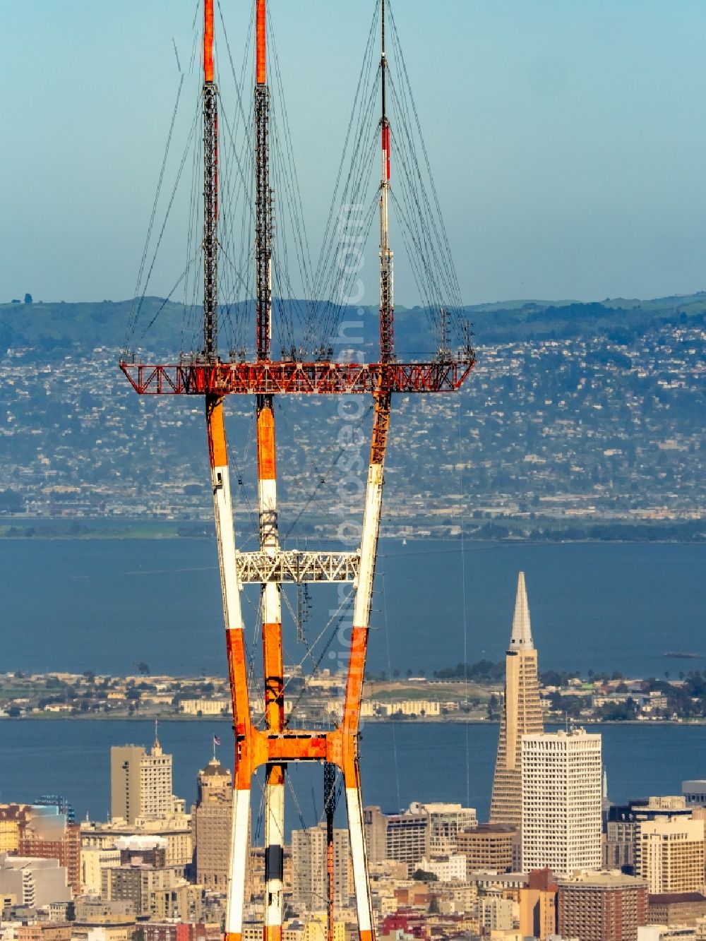 San Francisco from the bird's eye view: Radio tower and transmitter on the crest of the mountain range Mount Sutro in San Francisco in California, USA