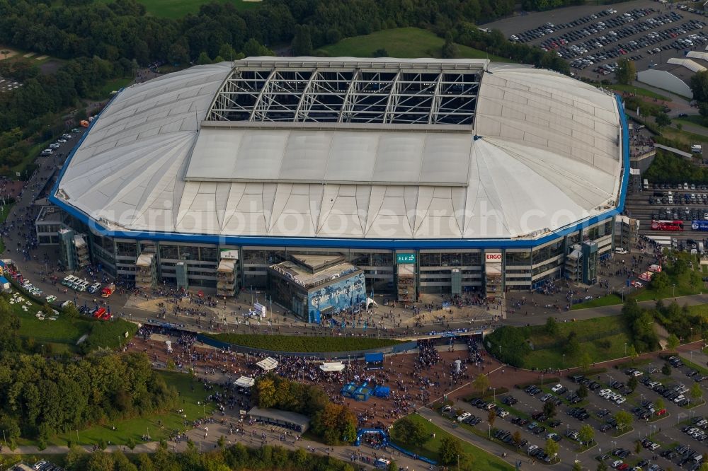 Aerial image Gelsenkirchen - Football fans at Bundesliga match against Bayern Schalke in the grounds of the stadium Veltins Arena / Schalke stadium in Gelsenkirchen in North Rhine-Westphalia