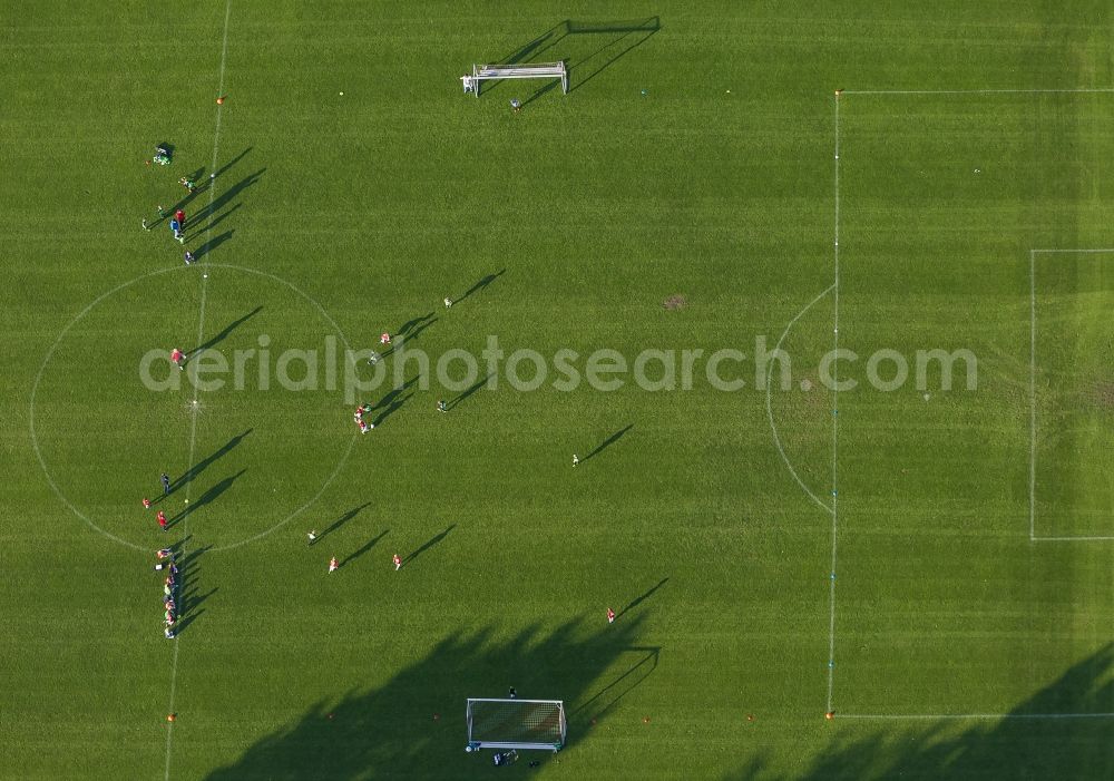 Dorsten from the bird's eye view: Football - training game on the football field Jahnplatz in Dorsten in the state of North Rhine-Westphalia